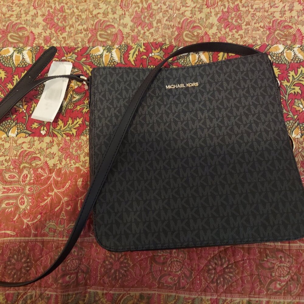 Michael Kors Jet Set Travel Large Logo Messenger Crossbody Bag Black